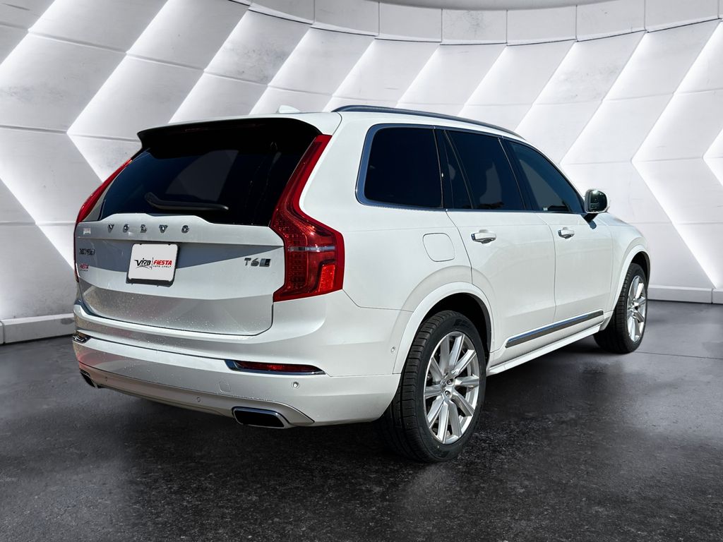 2017 Volvo XC90 T6 Inscription photo 4
