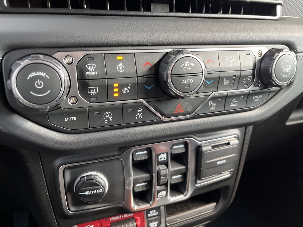 2026 Jeep Wrangler Rubicon X photo 3