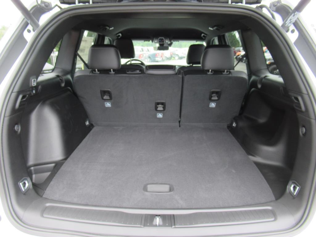 2025 Jeep Grand Cherokee Altitude photo 22