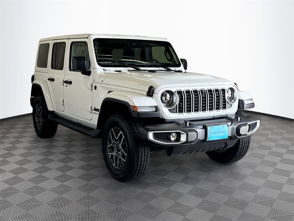 2025 Jeep Wrangler Sahara photo 3