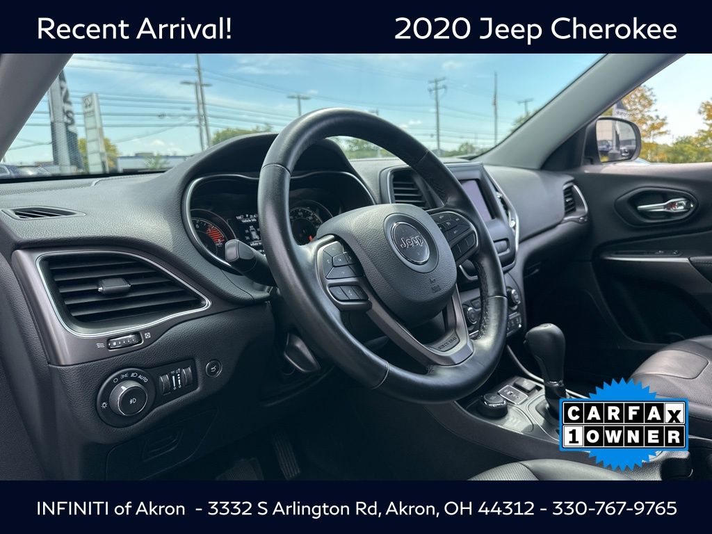 2020 Jeep Cherokee Latitude photo 38