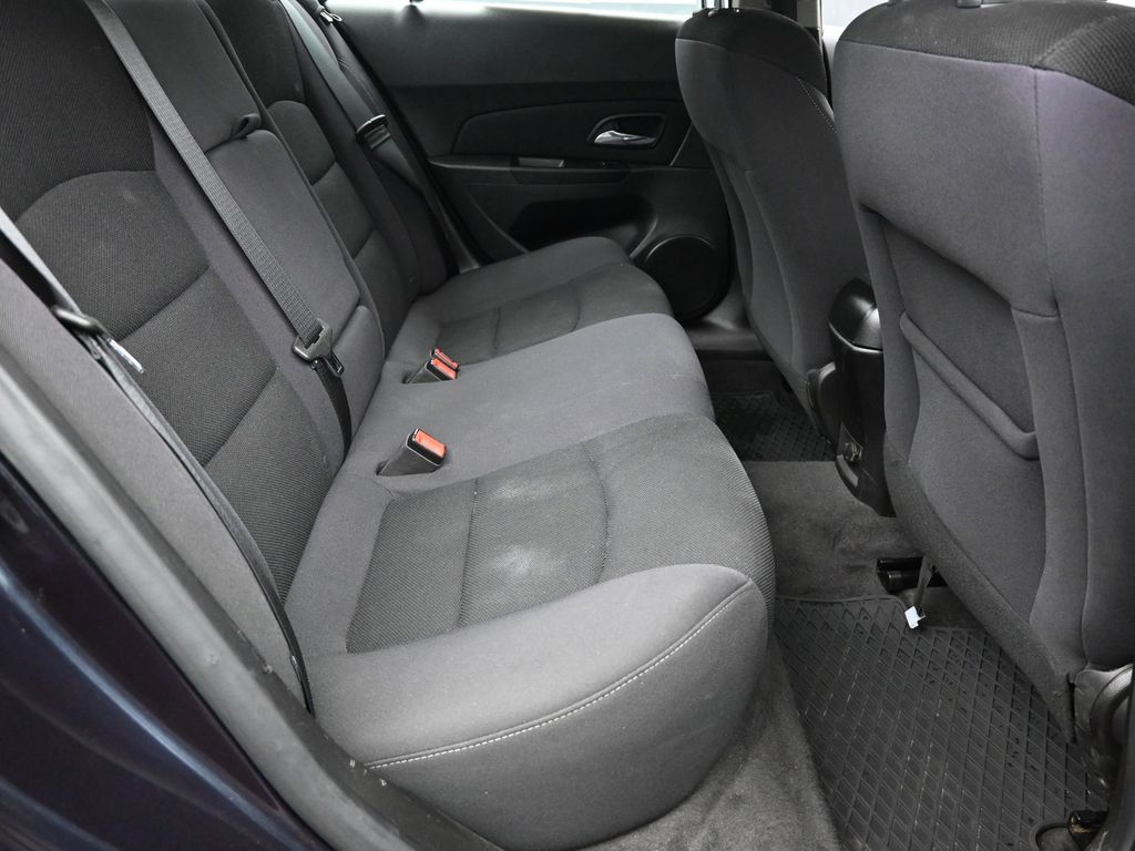 2014 Chevrolet Cruze photo 6