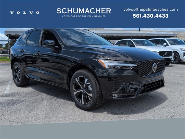 2026 Volvo XC60 Core's photo