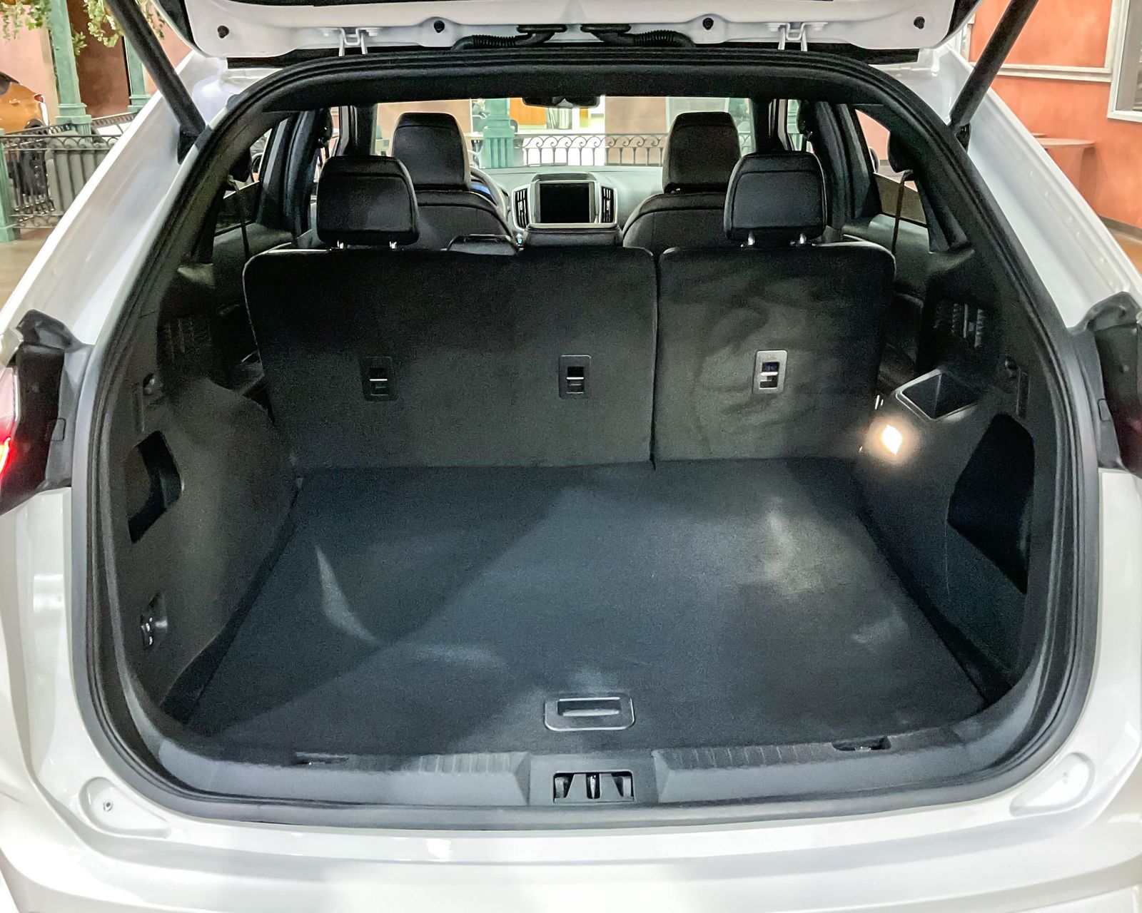 2024 Ford Edge ST photo 21