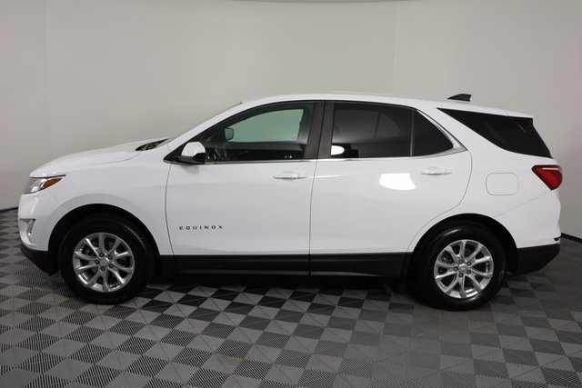 2021 Chevrolet Equinox LT photo 3