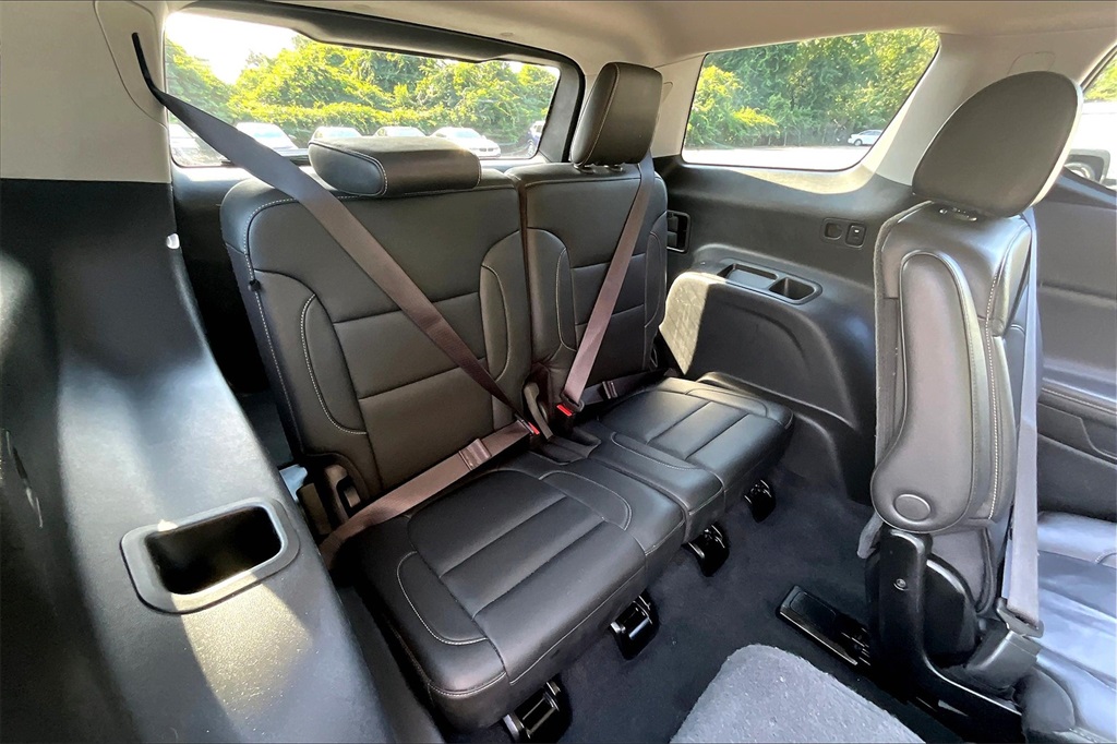 2023 Gmc Acadia SLT photo 25