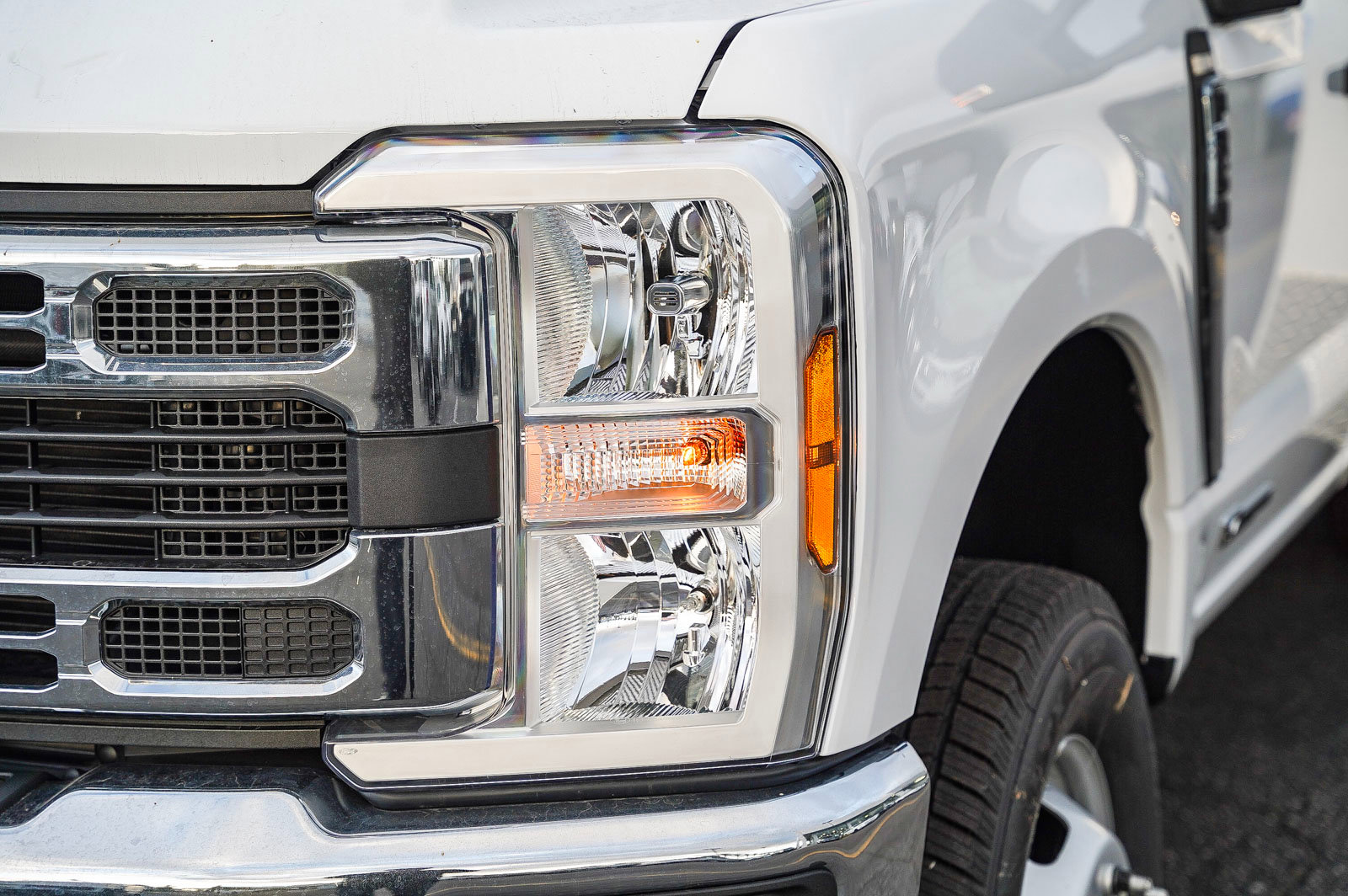 2024 Ford F-350 XL photo 4