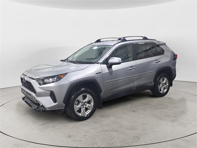 2019 Toyota RAV4 LE's photo