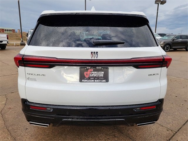 2025 Buick Enclave Sport Touring photo 3