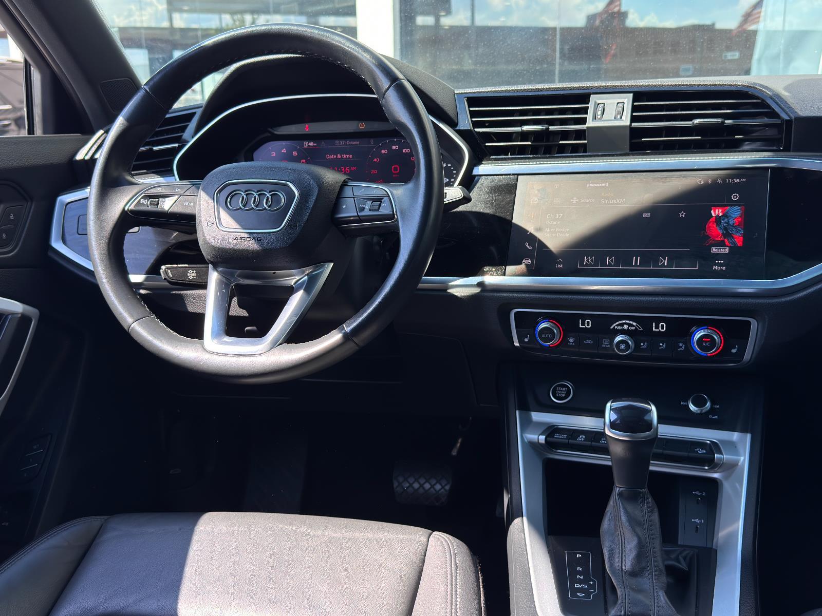2023 Audi Q3 S line Premium photo 21