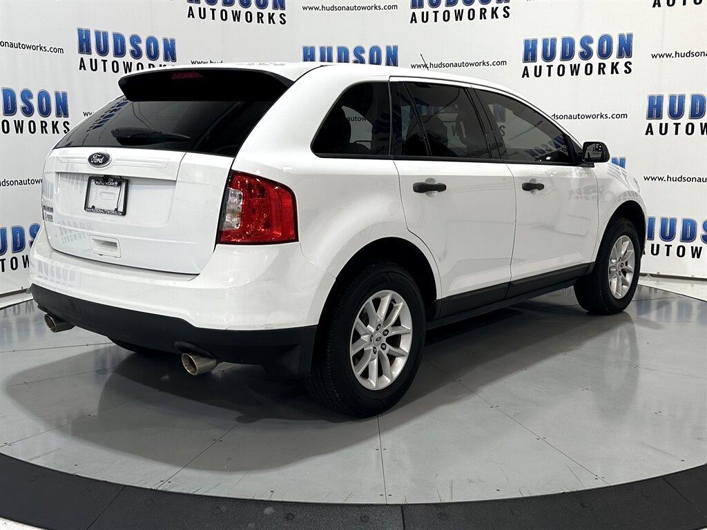 2014 Ford Edge SE photo 7