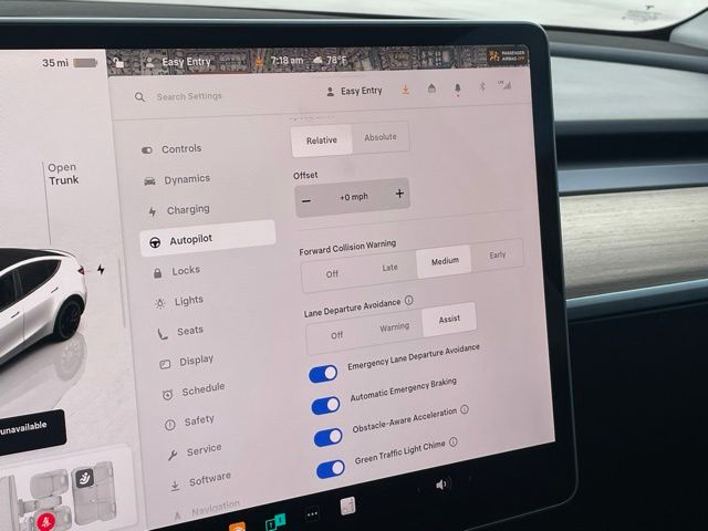 2023 Tesla Model Y Performance photo 8