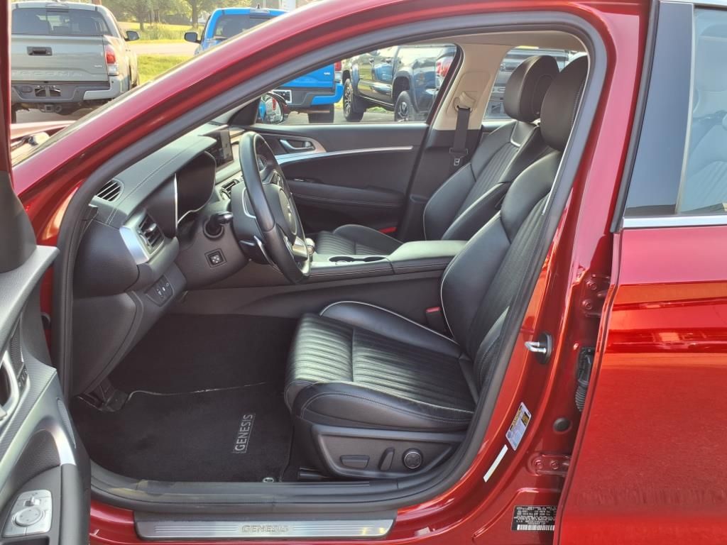 2022 Genesis G70 2.0T photo 10