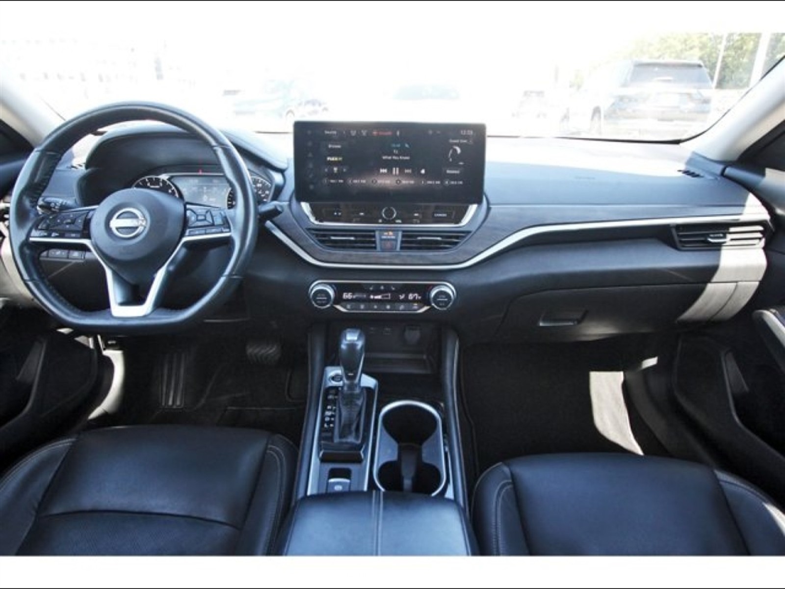 2023 Nissan Altima 2.5 SL - 11