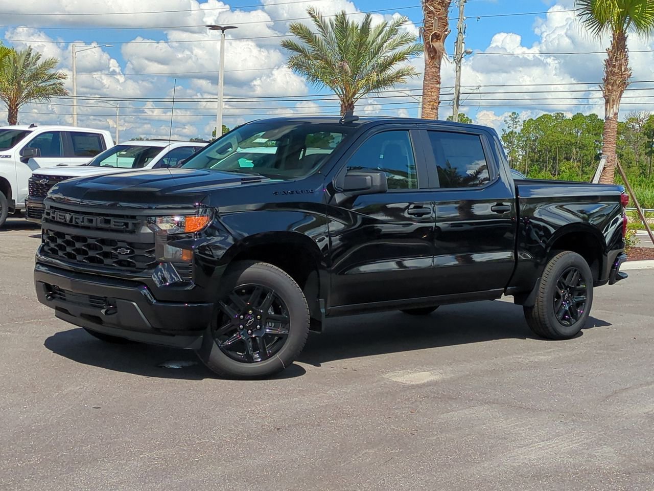 2026 Chevrolet Silverado 1500 Custom's photo