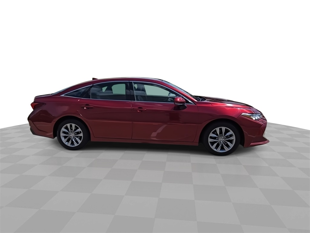 2021 Toyota Avalon XLE photo 9