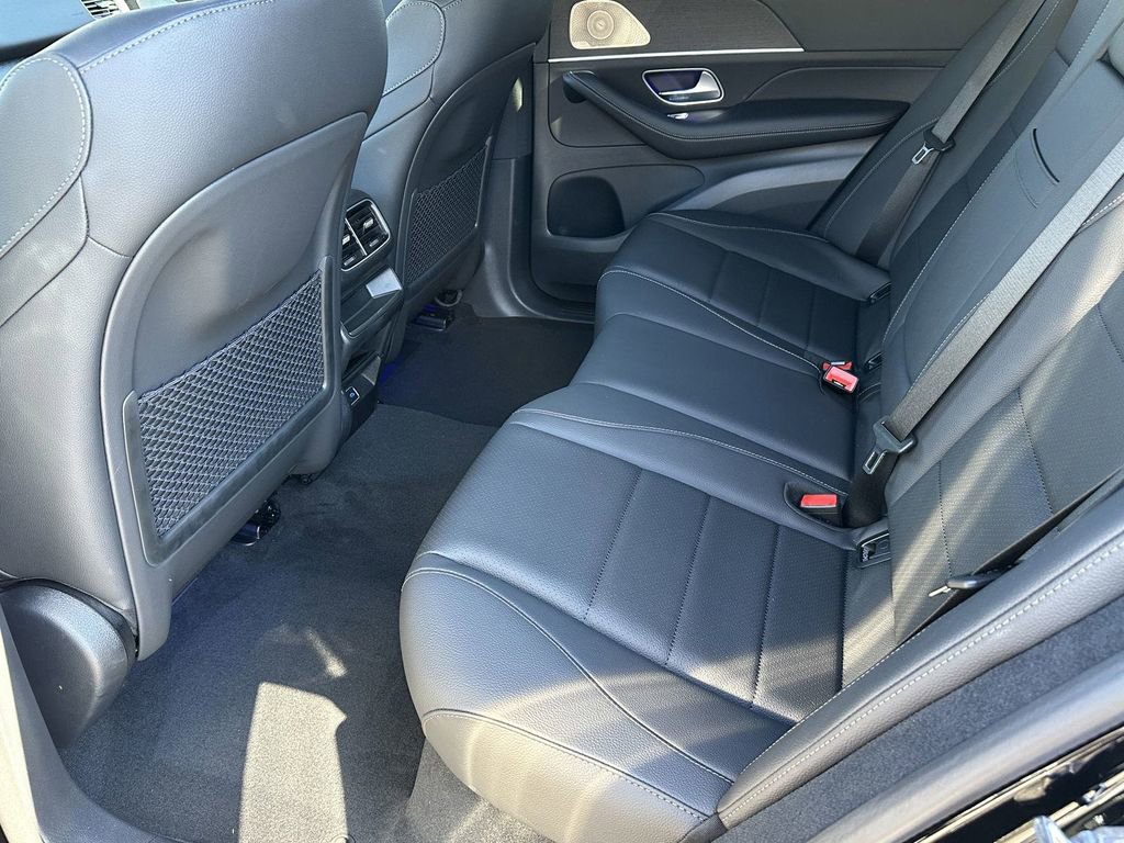 2025 Mercedes Benz GLS 450 4MATIC photo 21
