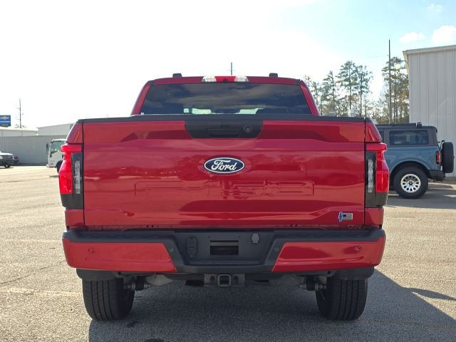 2024 Ford F-150 Lightning XLT photo 4