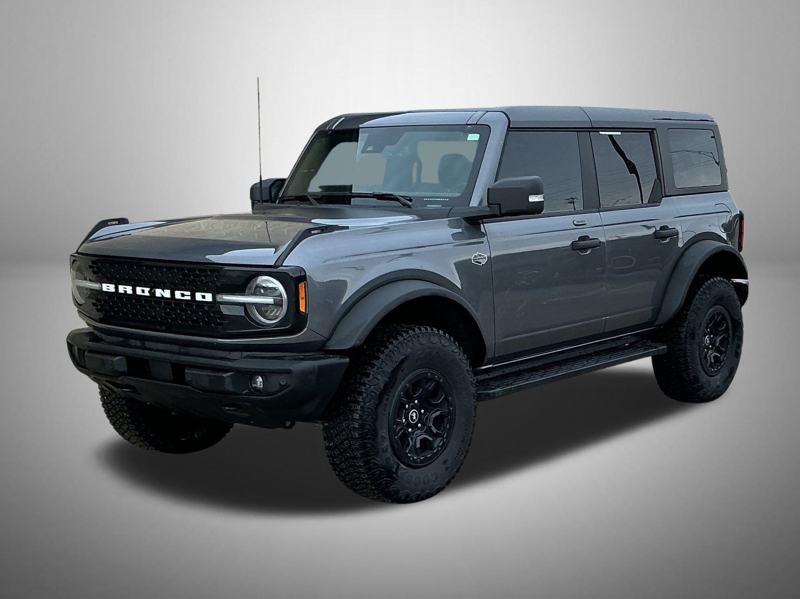 2022 Ford Bronco 4-Door Wildtrak's photo