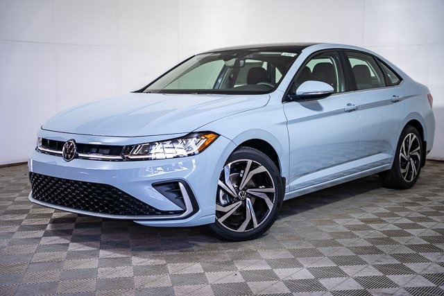 2025 Volkswagen Jetta SEL photo 6