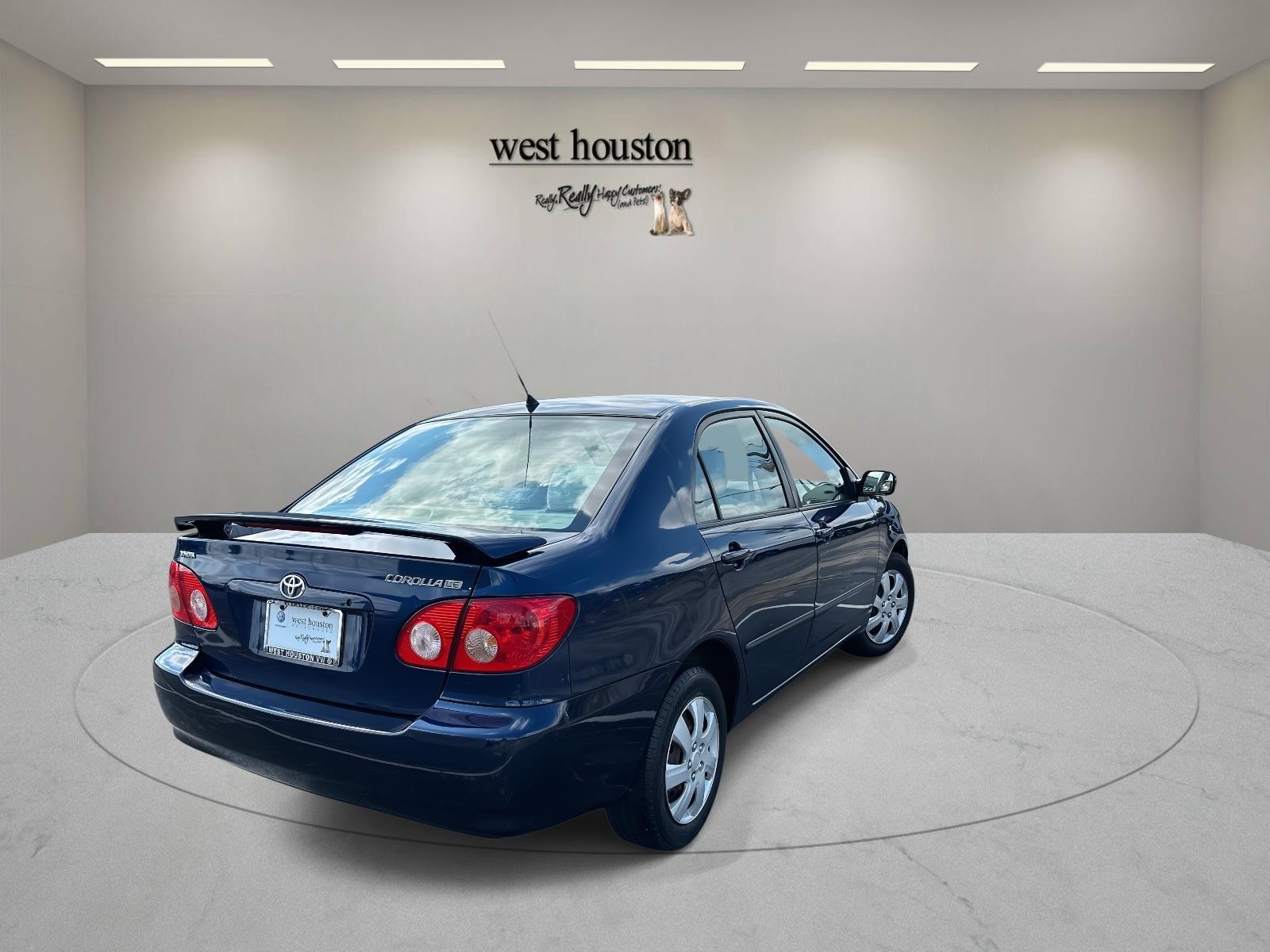2008 Toyota Corolla LE photo 4
