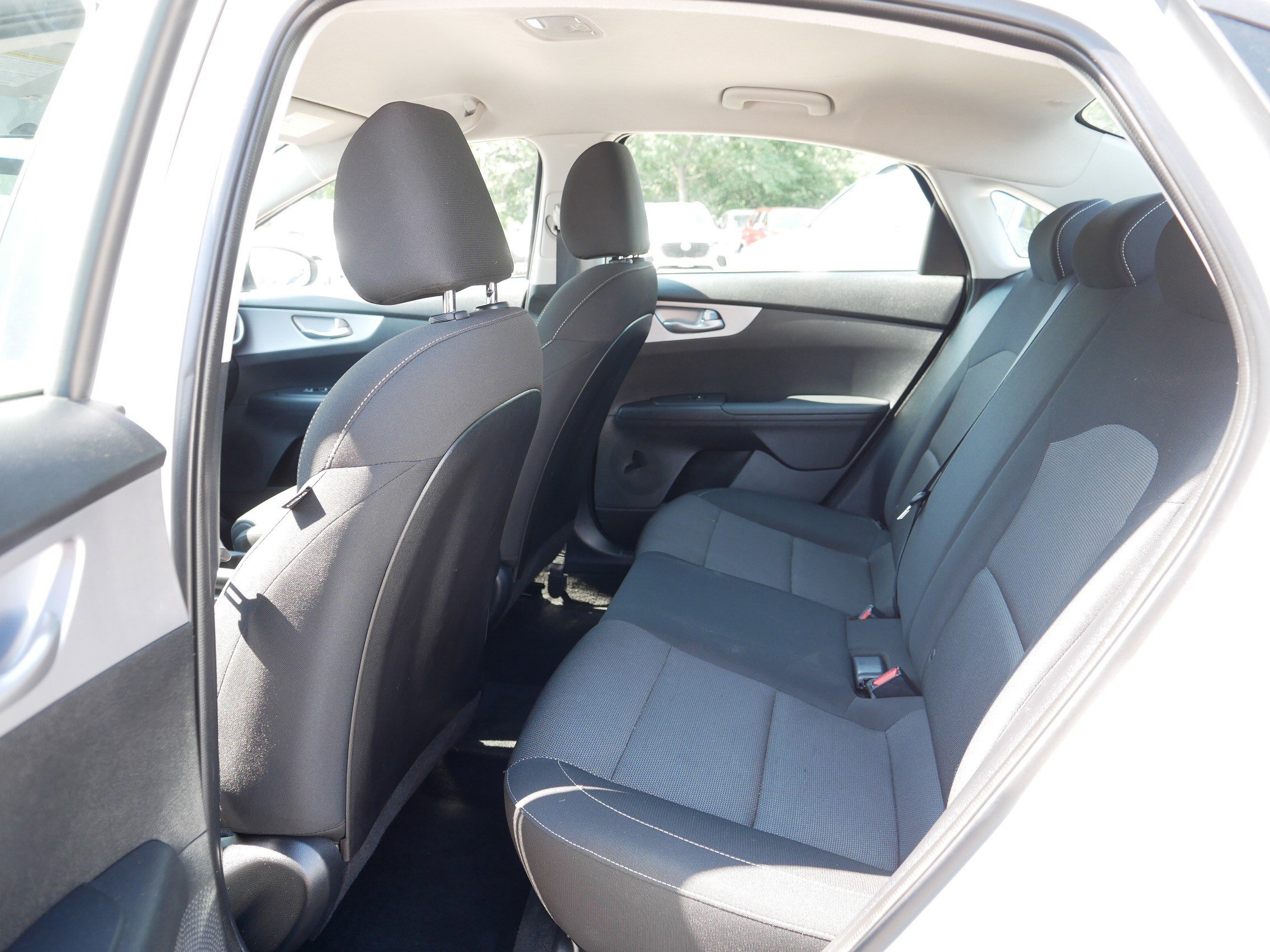 2023 Kia Forte LXS photo 32