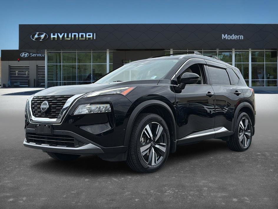 2023 Nissan Rogue SL's photo