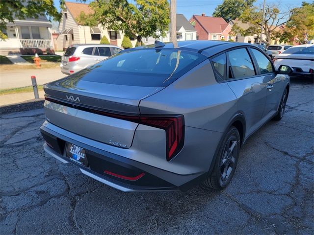 2025 Kia K4 LXS photo 4