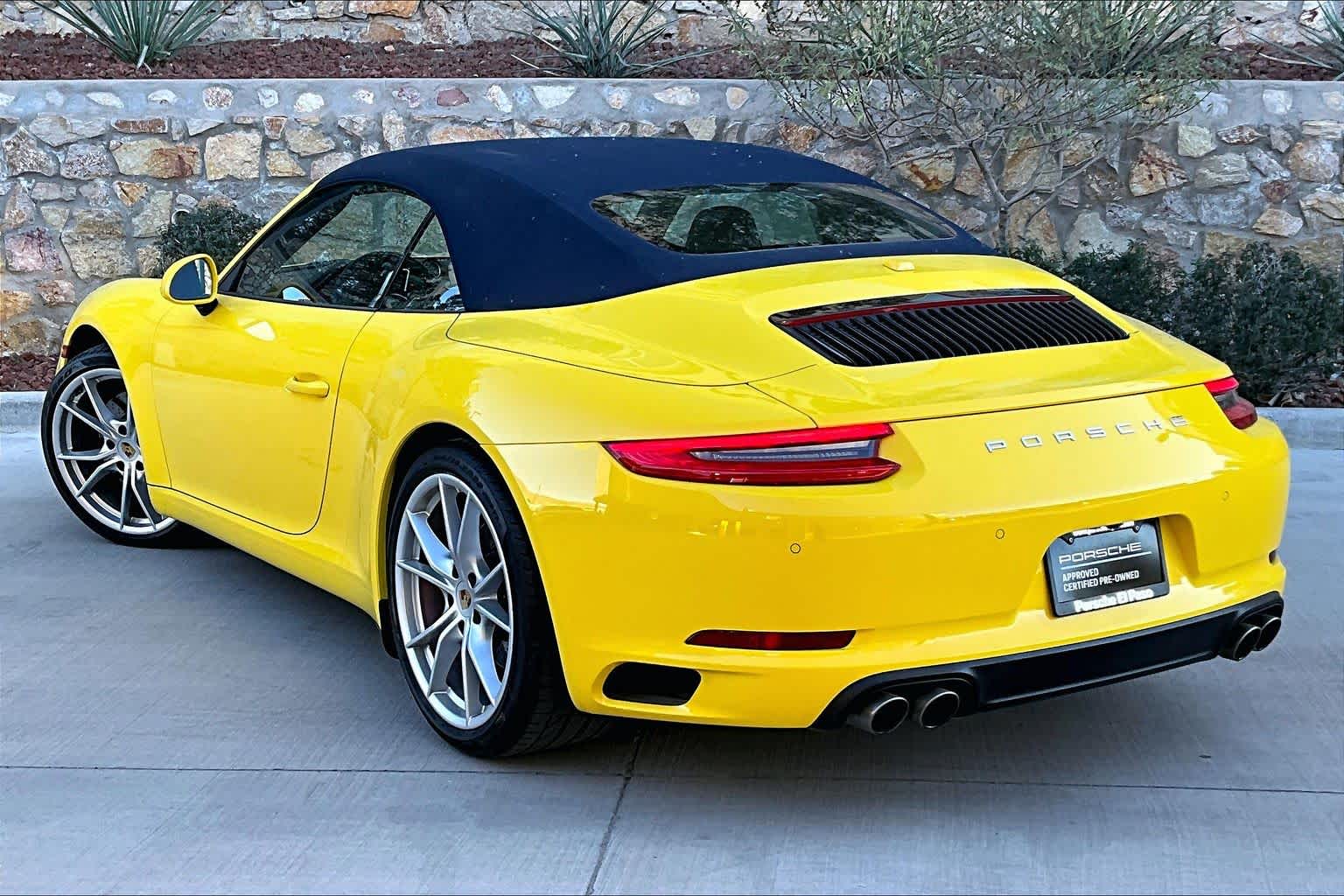 2017 Porsche 911 S photo 3