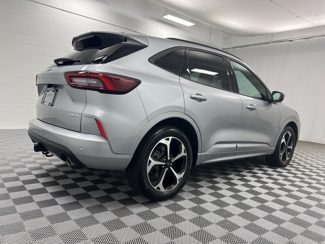 2023 Ford Escape ST-Line Select photo 3