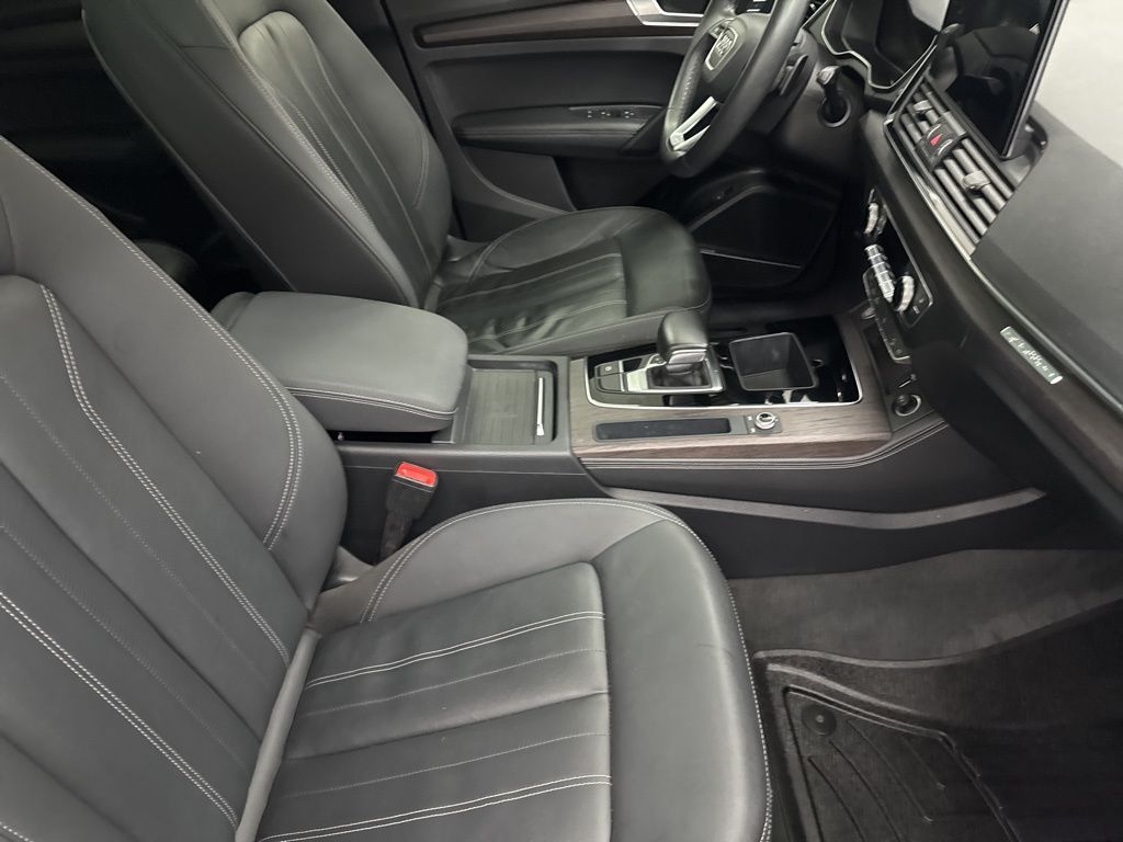 2021 Audi Q5 45 Premium Plus photo 23