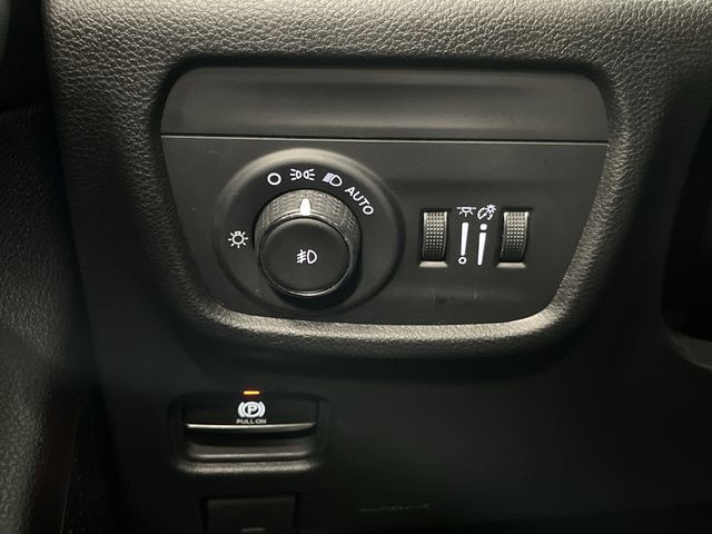 2023 Jeep Grand Cherokee Limited photo 21