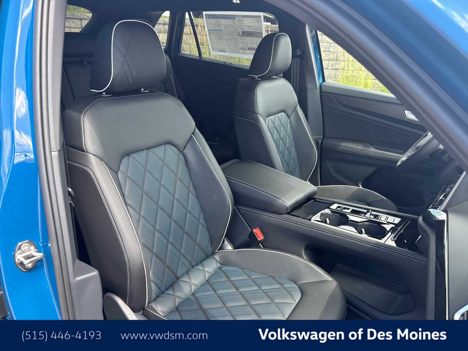 2025 Volkswagen Atlas Cross Sport SEL Premium R-Line photo 13