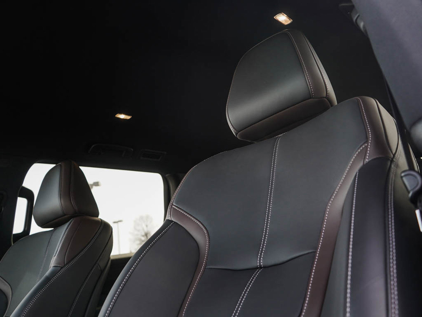 2025 Nissan Armada SL photo 15