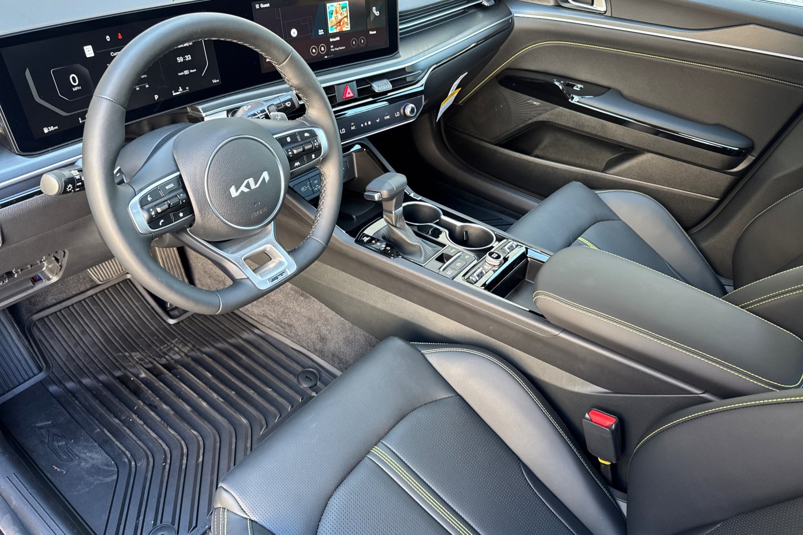2026 Kia K5 GT photo 6