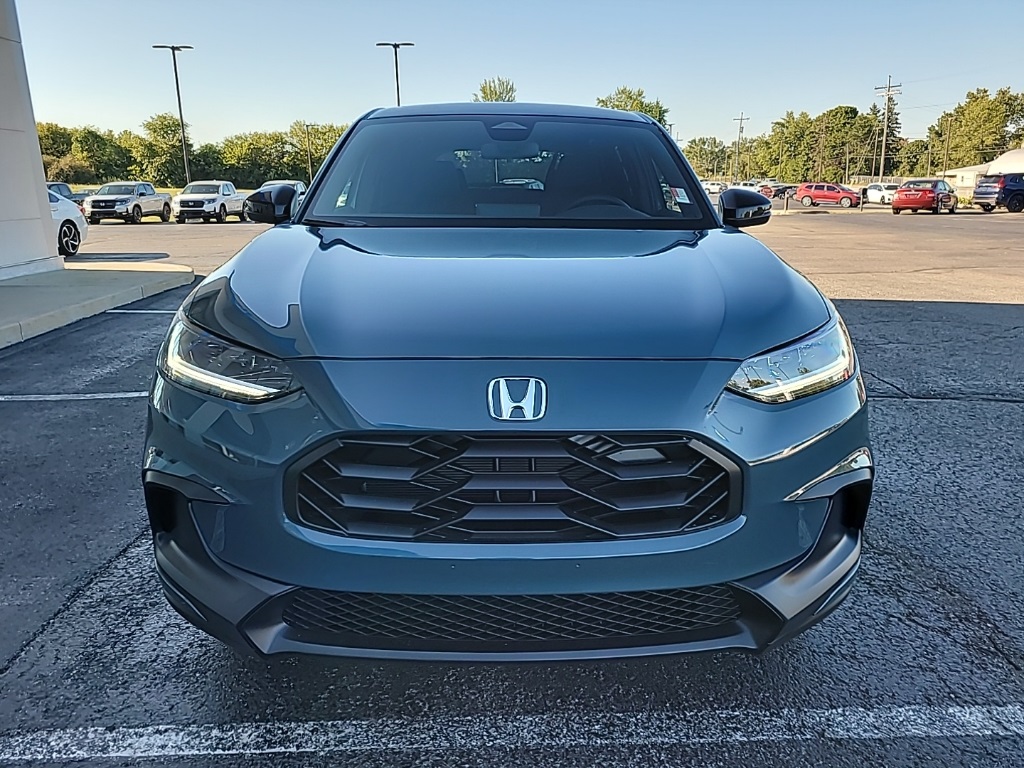 2026 Honda HR-V Sport photo 3