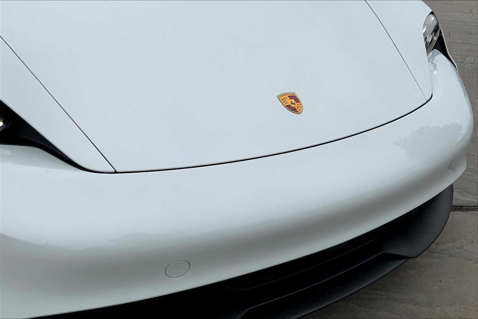 2022 Porsche Taycan GTS photo 24