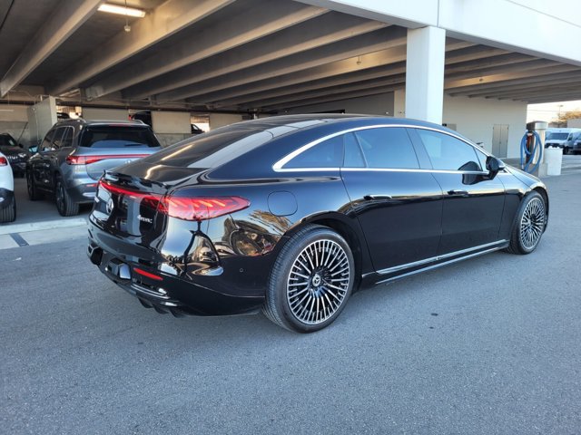 2023 Mercedes Benz EQS-Class Sedan photo 3