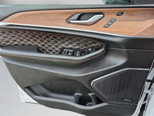 2023 Jeep Grand Cherokee Summit photo 9