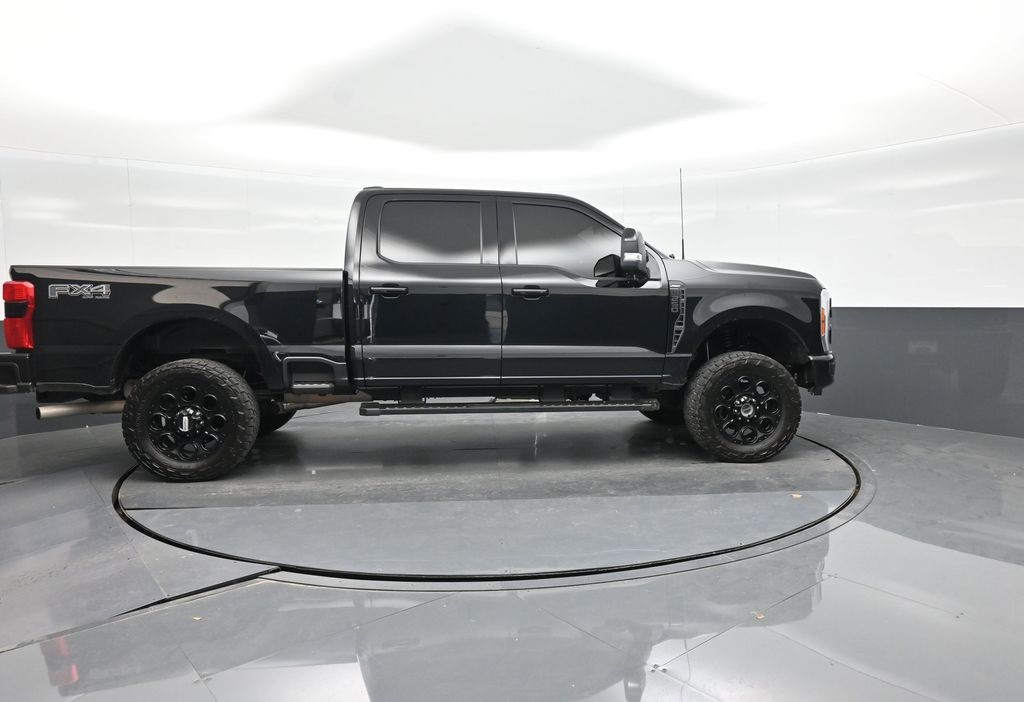 2023 Ford F-250 photo 17