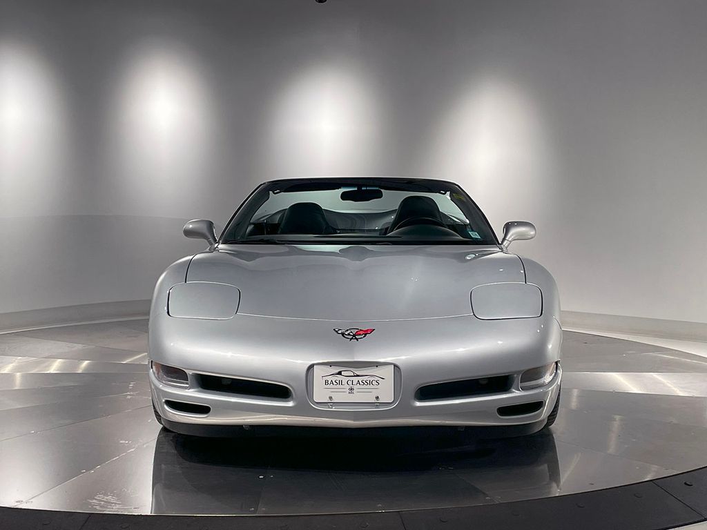 2000 Chevrolet Corvette Base Convertible photo 3