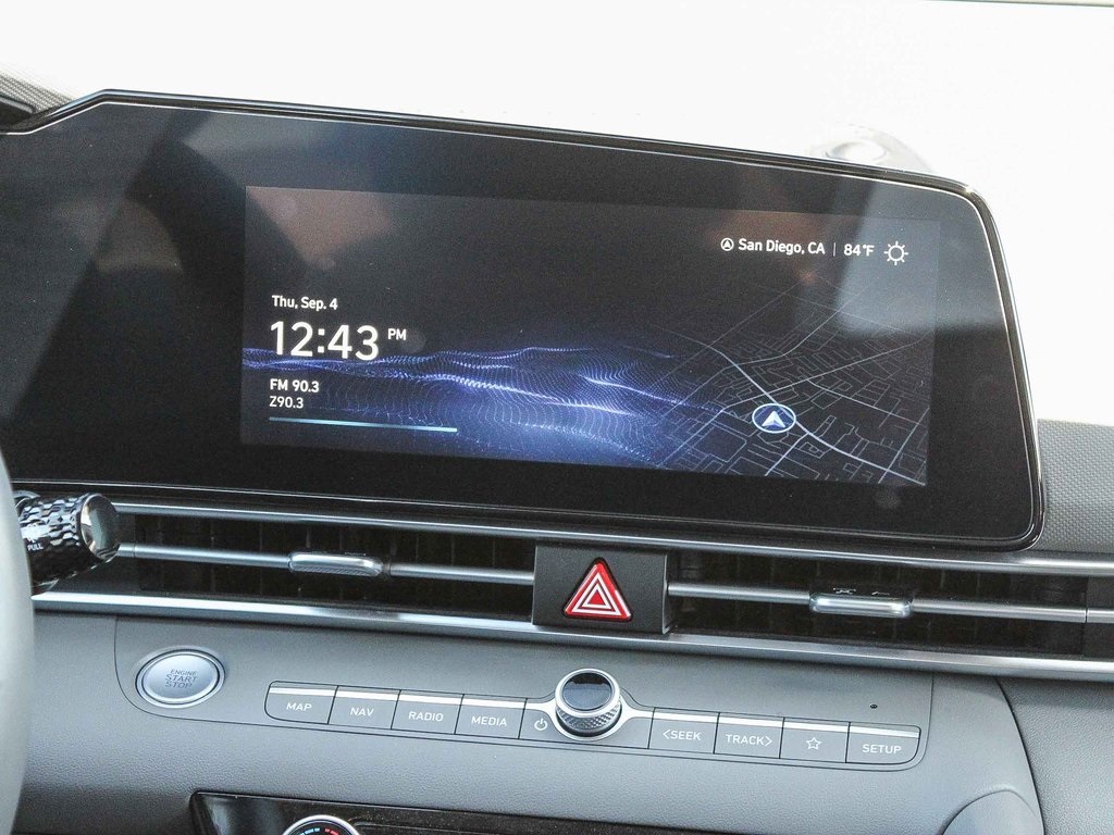 2023 Hyundai Elantra SEL photo 13