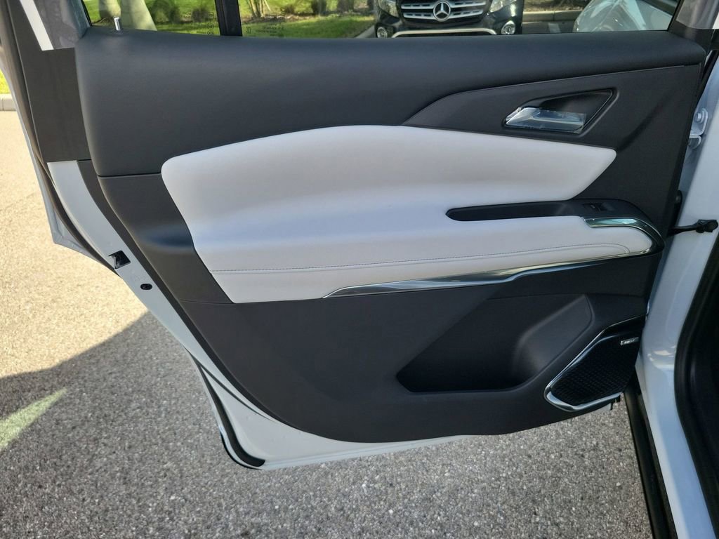 2026 Chevrolet Traverse High Country photo 39