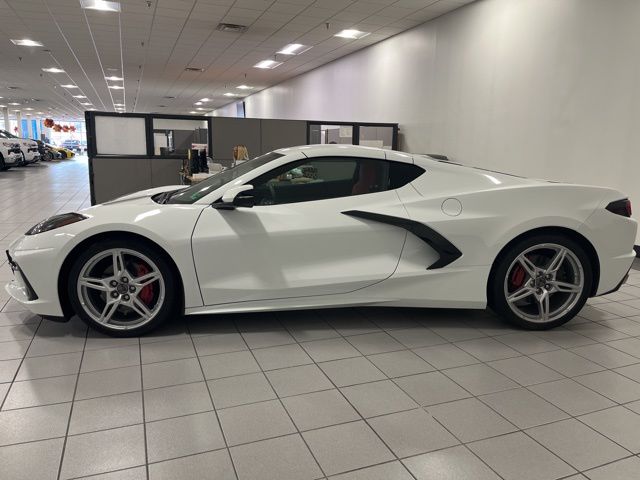 2024 Chevrolet Corvette Stingray 1LT photo 2