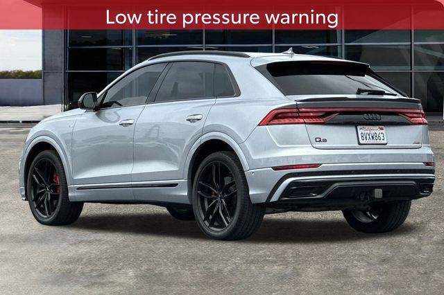 2021 Audi Q8 55 Premium Plus photo 3