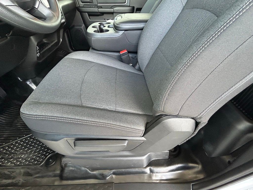2024 Ram 3500 Tradesman photo 23