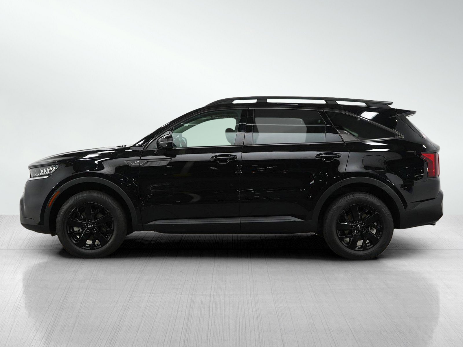 Used 2022 Kia Sorento X-Line S with VIN 5XYRLDLC0NG146279 for sale in Minneapolis, Minnesota