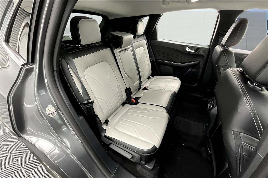 2025 Ford Escape Platinum photo 8