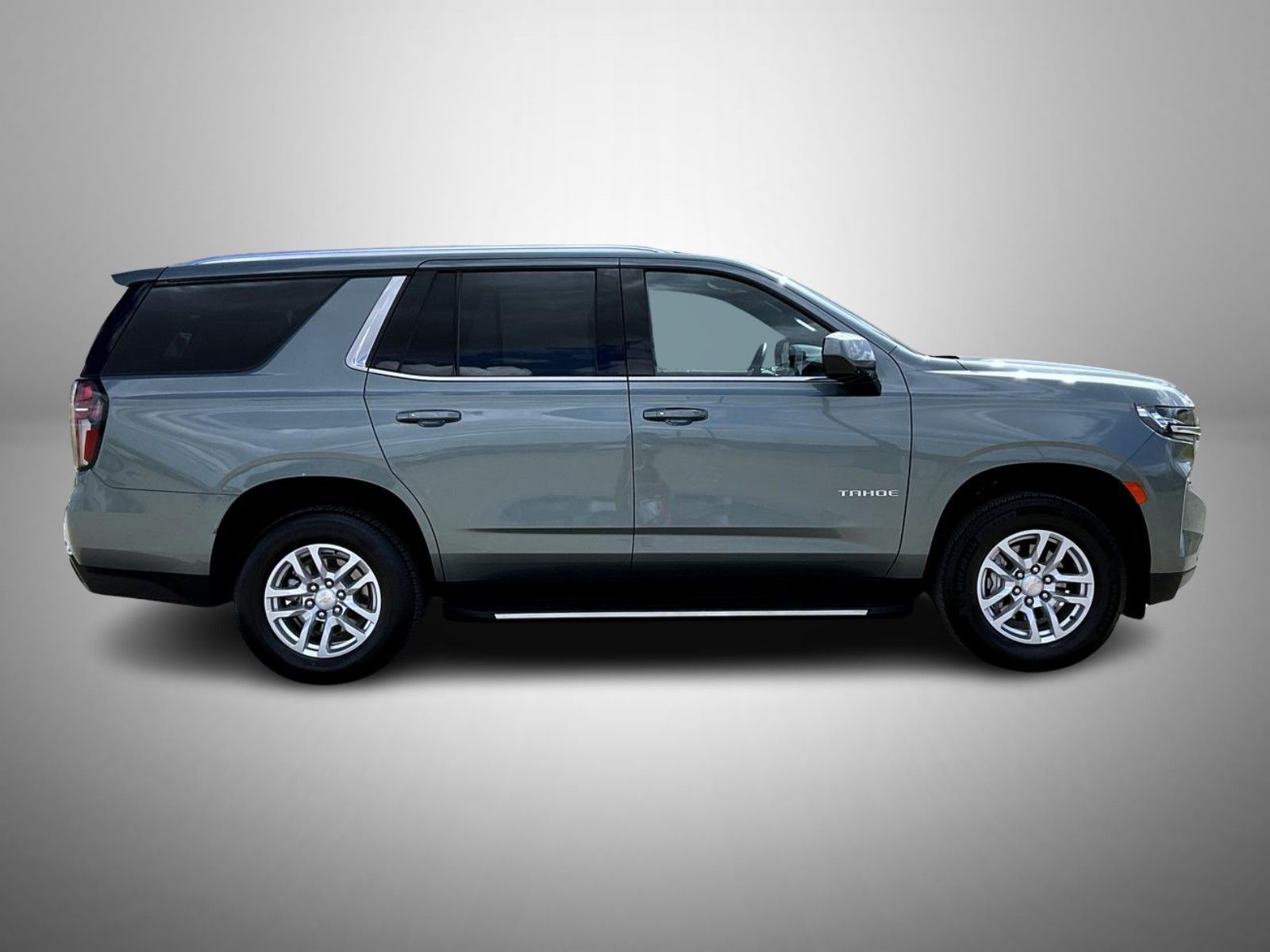 2024 Chevrolet Tahoe LT photo 4