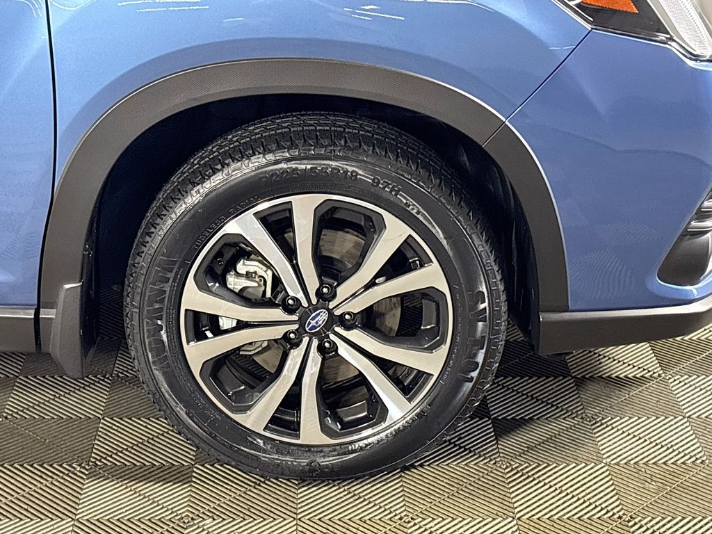 2022 Subaru Forester Limited photo 23